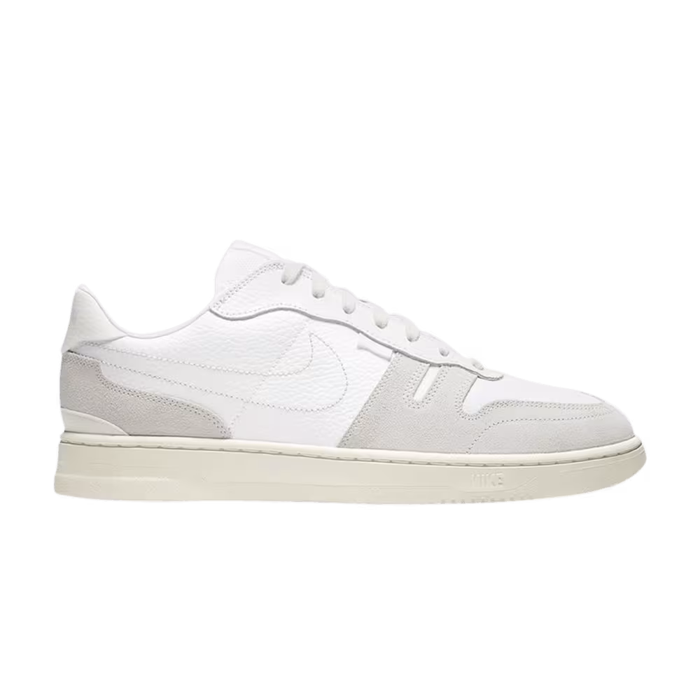 Nike Squash Type Platinum Tint