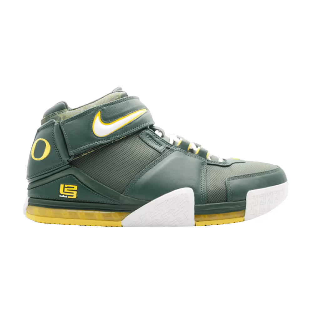Nike LeBron 2 Oregon Away