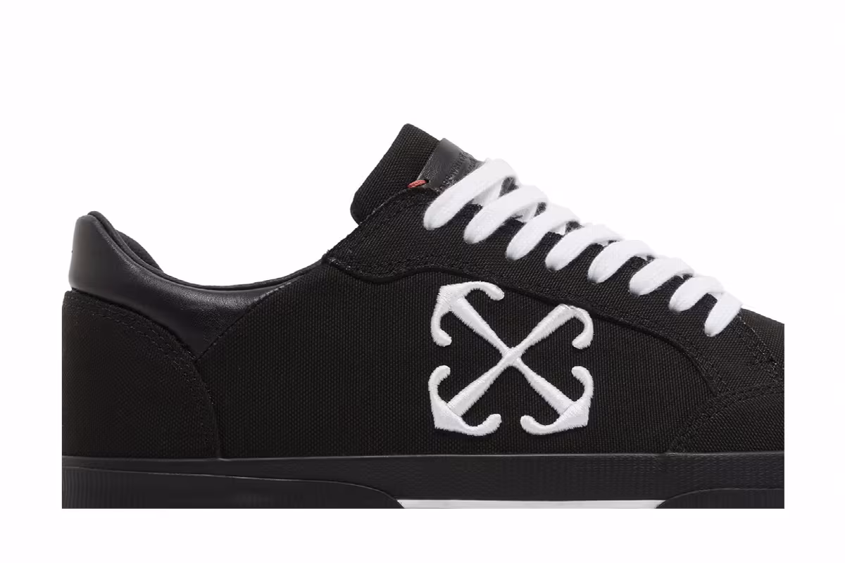 Off-White New Low Vulcanized Black White 2023, view 3