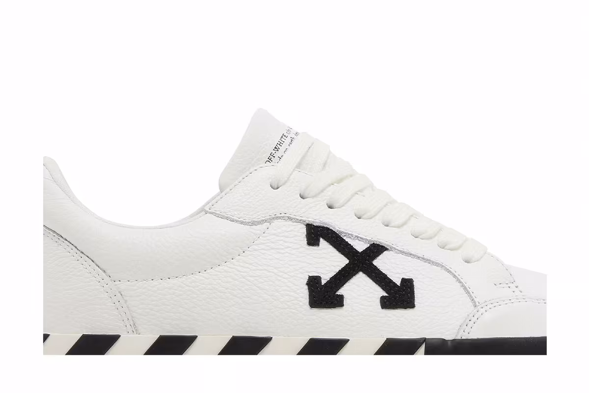 Off-White Vulc Sneaker White Black 2023, view 3