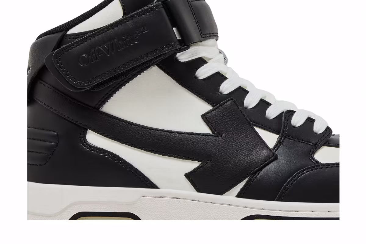Off-White Out of Office Mid Black White Clear Sole, view 3
