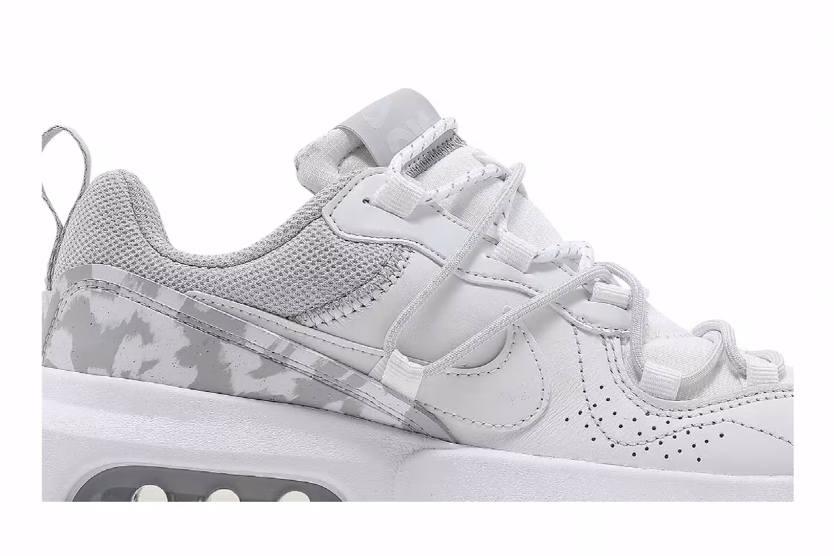 Nike Women's Air Max Viva Summit White, view 3