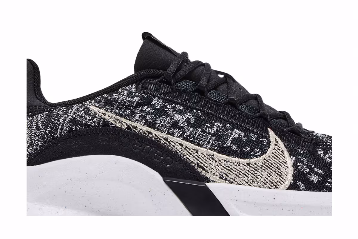 Nike Women's SuperRep Go 3 Flyknit Next Nature Black White, view 3