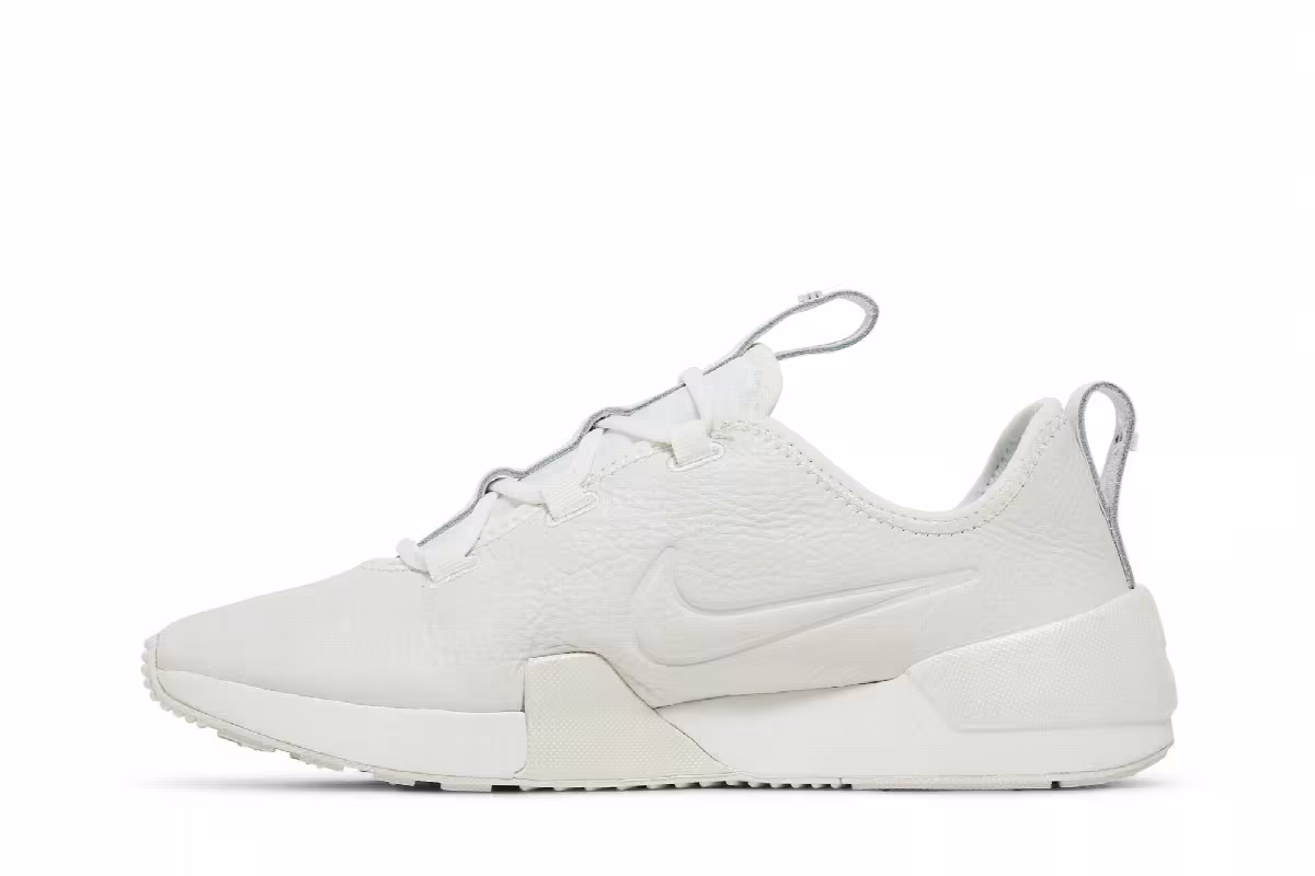 Nike Women's Ashin Modern LX Triple White, view 4