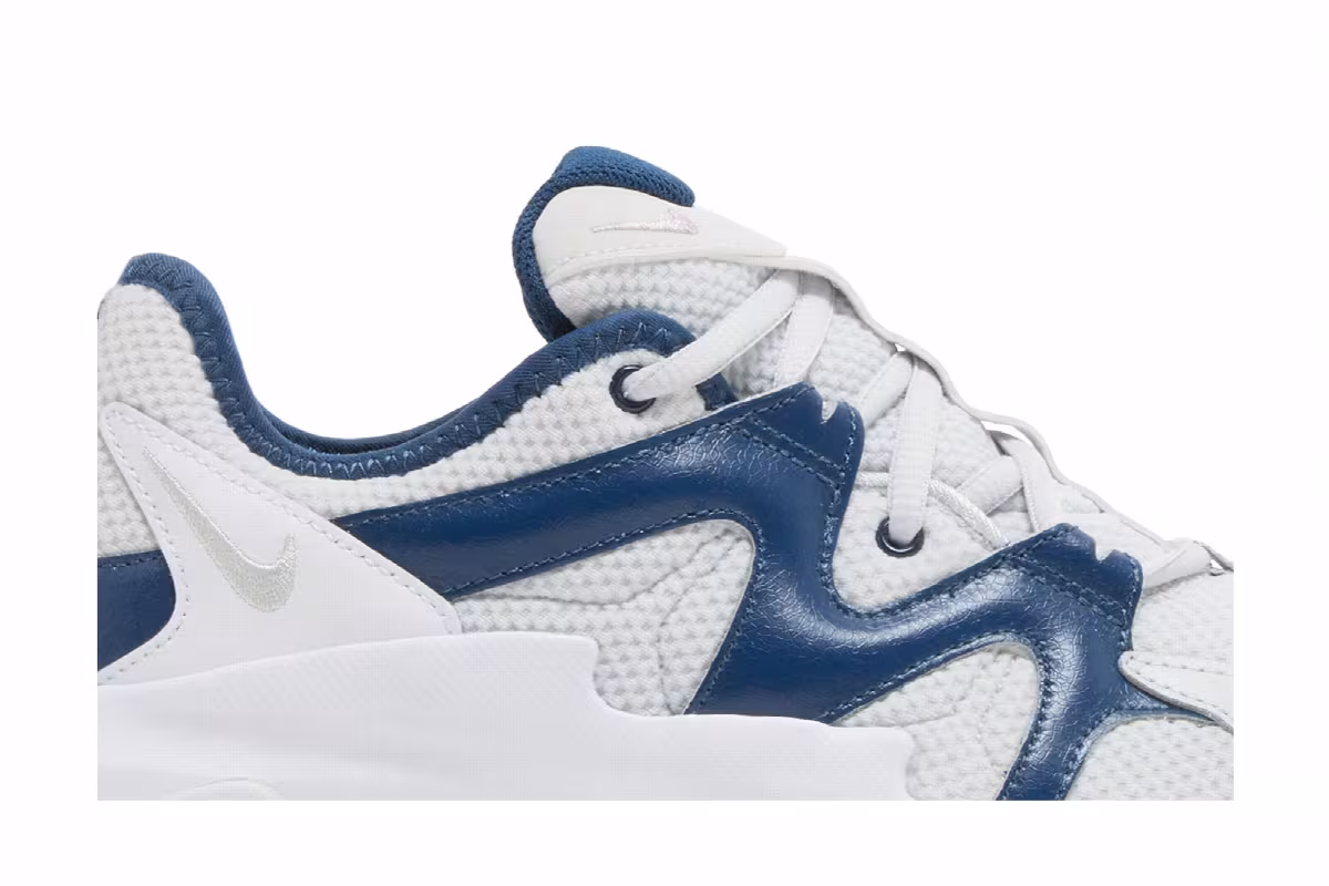 Nike Women's Air Max Graviton White Valerian Blue, view 3