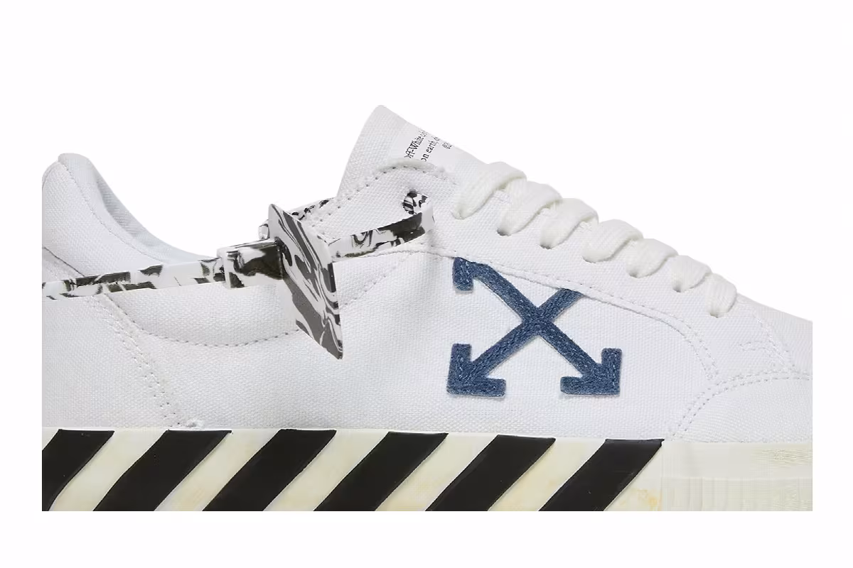 Off-White Vulc Sneaker White Navy Blue 2021, view 3