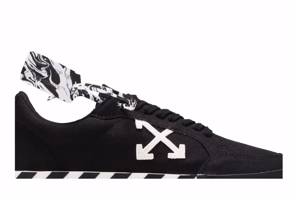 Off-White Vulc Sneaker Low Black White, view 3