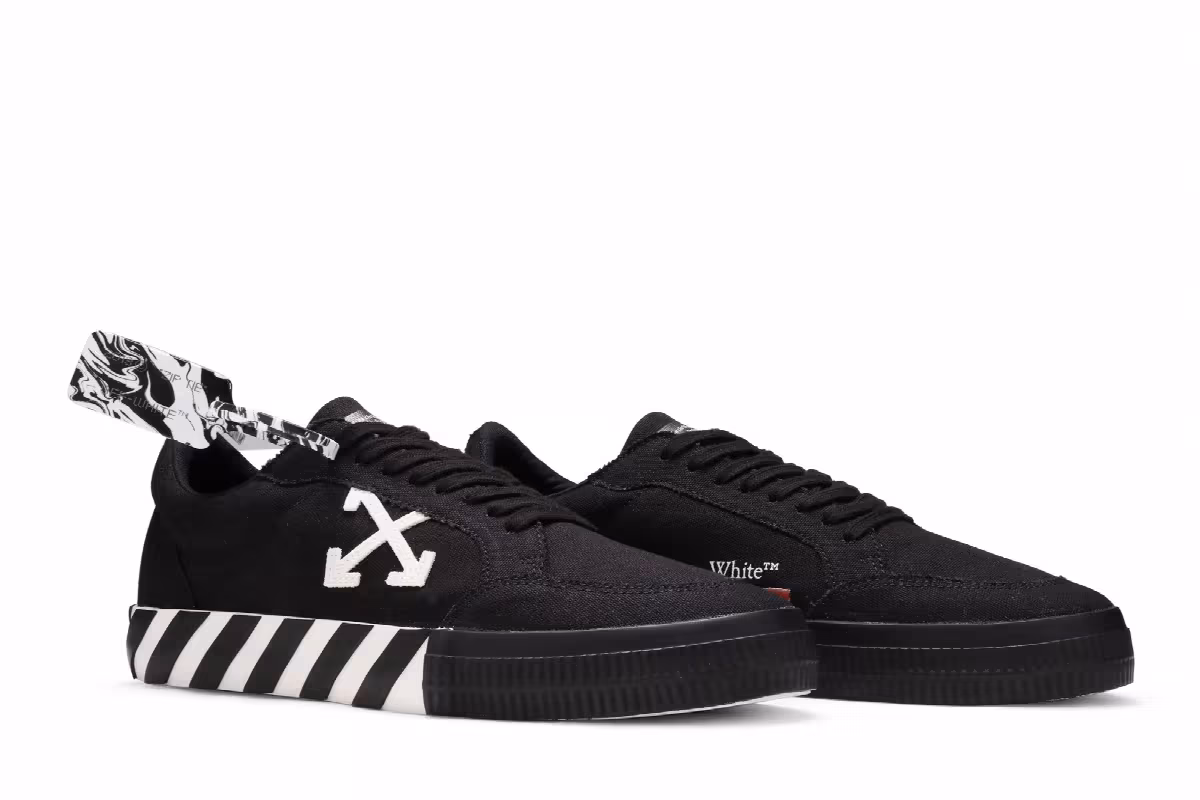 Off-White Vulc Sneaker Low Black White, view 9