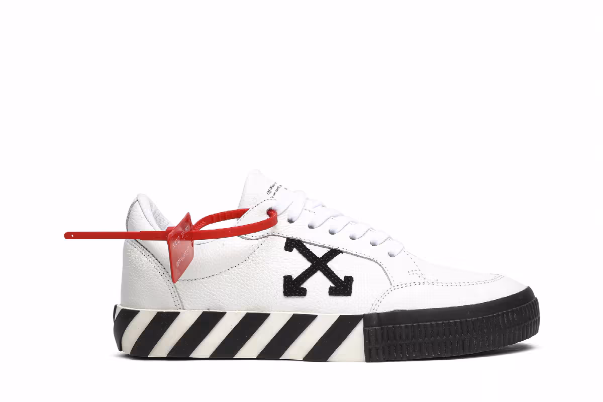 Off-White Vulcanized Low White Black, view 2