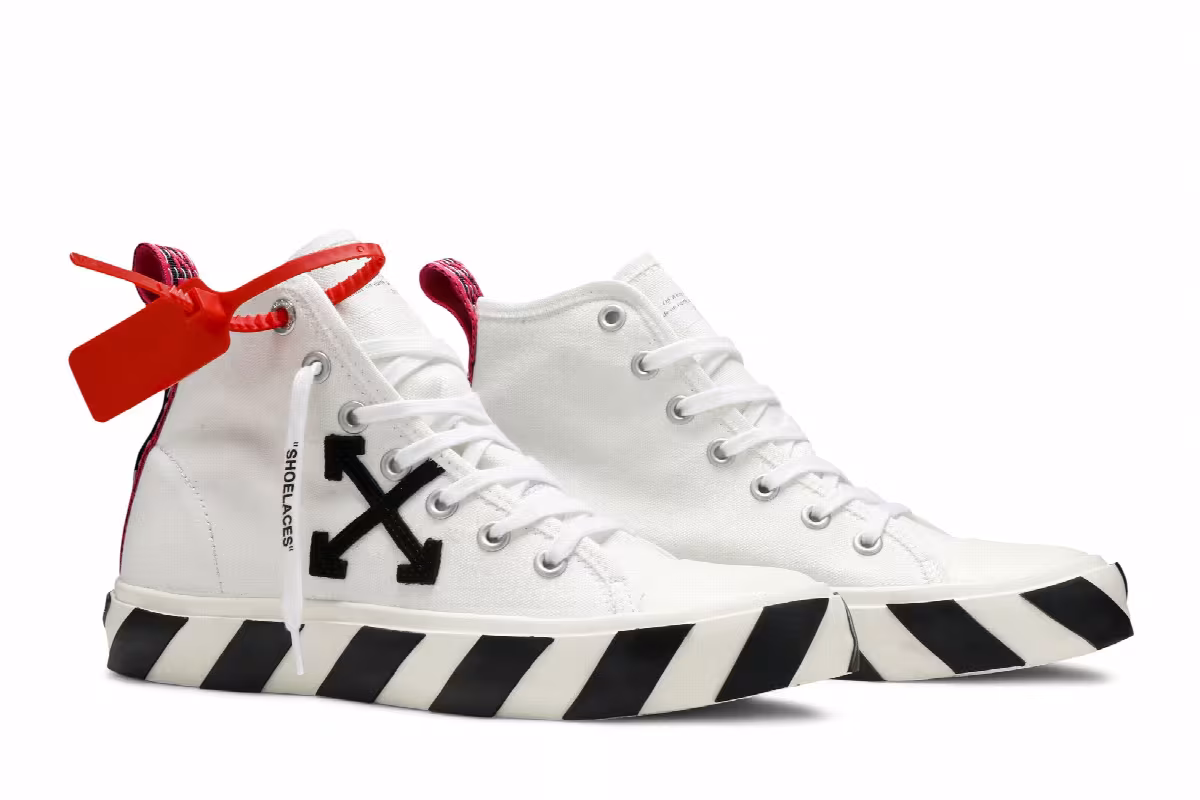 Off-White Vulc Sneaker Mid White Black, view 9