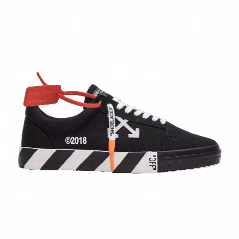 Off-White Vulc Low Top 'Black'