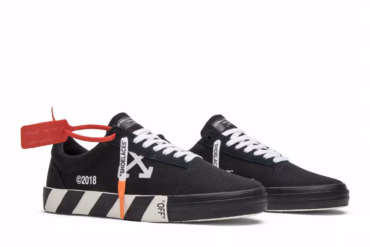 Off-White Vulc Low Top Black, view 9