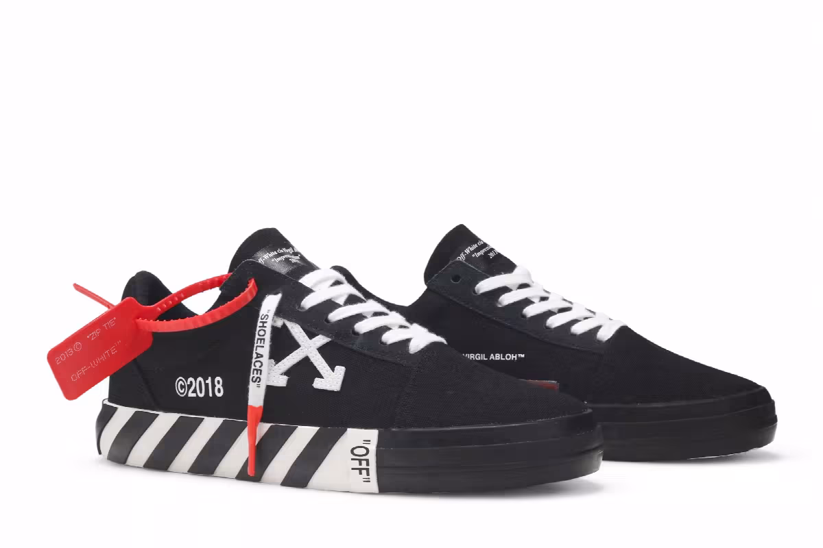 Off-White Vulc Low Top Black, view 9