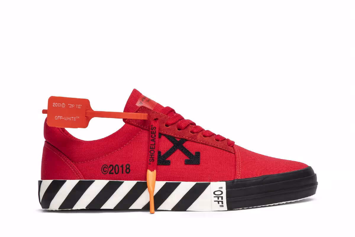Off-White Vulc Low Top Red, view 2