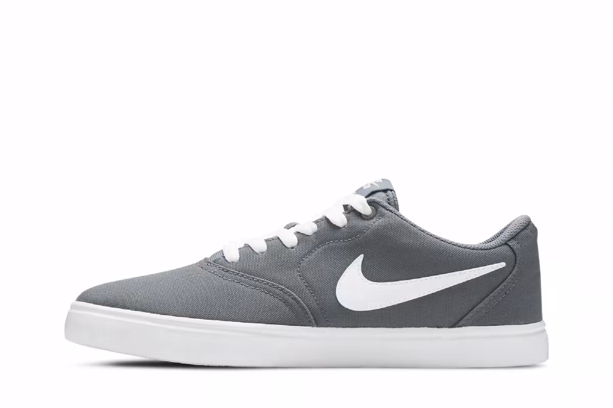 Nike Women's Check Solarsoft Canvas SB Cool Grey, view 4