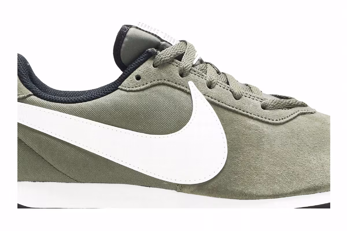 Nike Women's Pre-Love O.X. Twilight Marsh, view 3