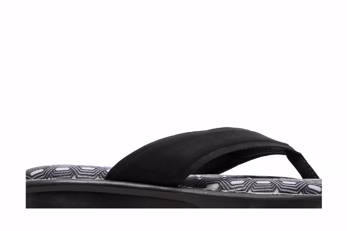 Nike Women's Ultra Comfort Thong Print Black White, view 3