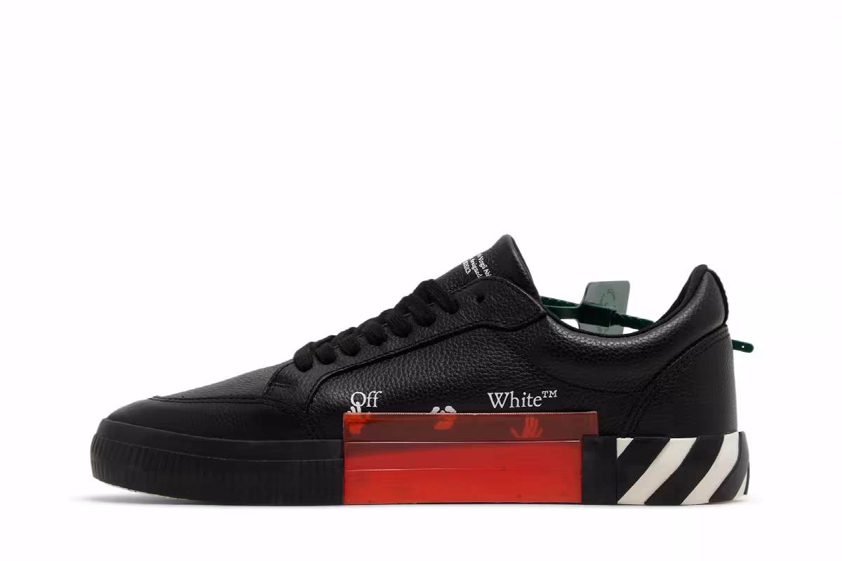Off-White Vulc Sneaker Black White, view 4