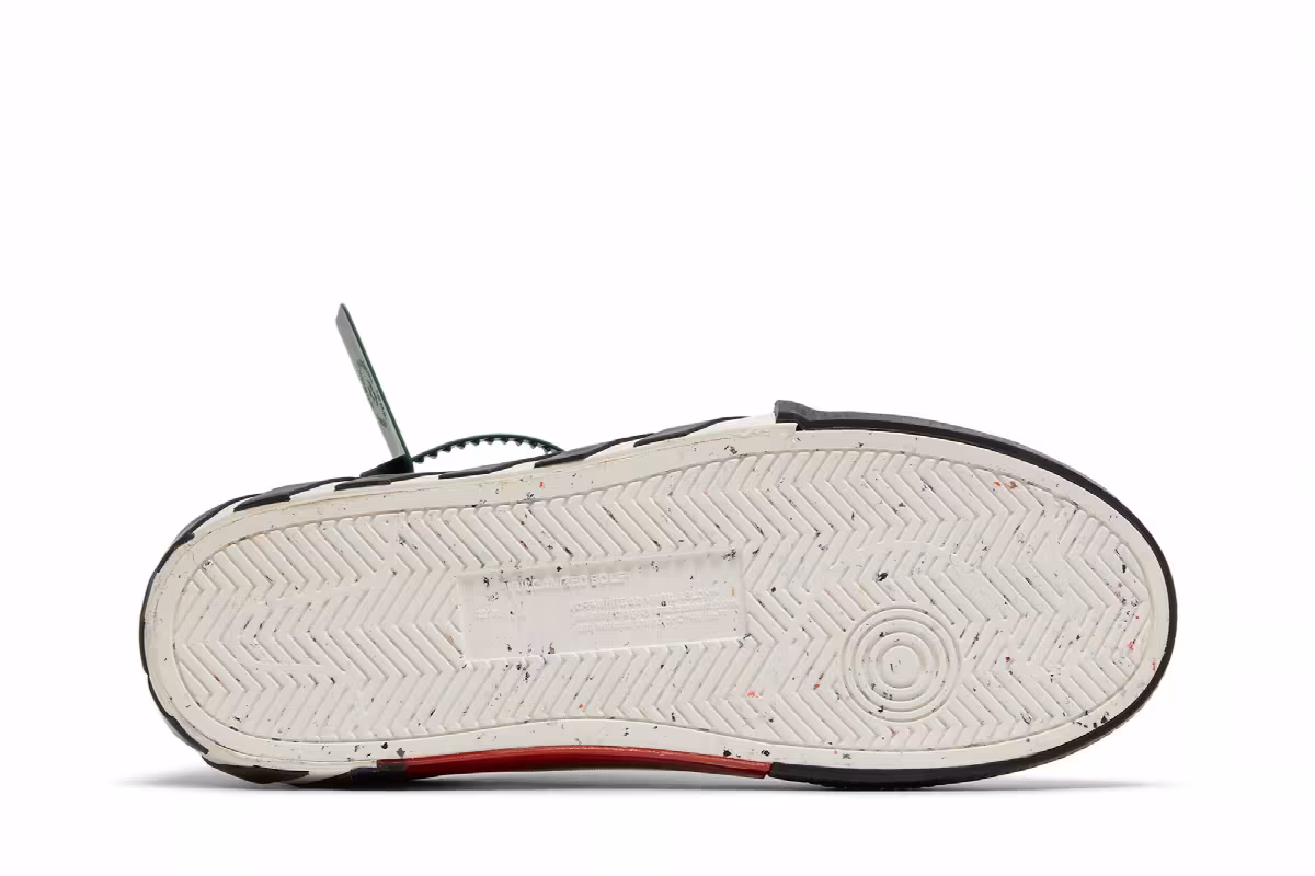 Off-White Vulc Sneaker Black White, view 5