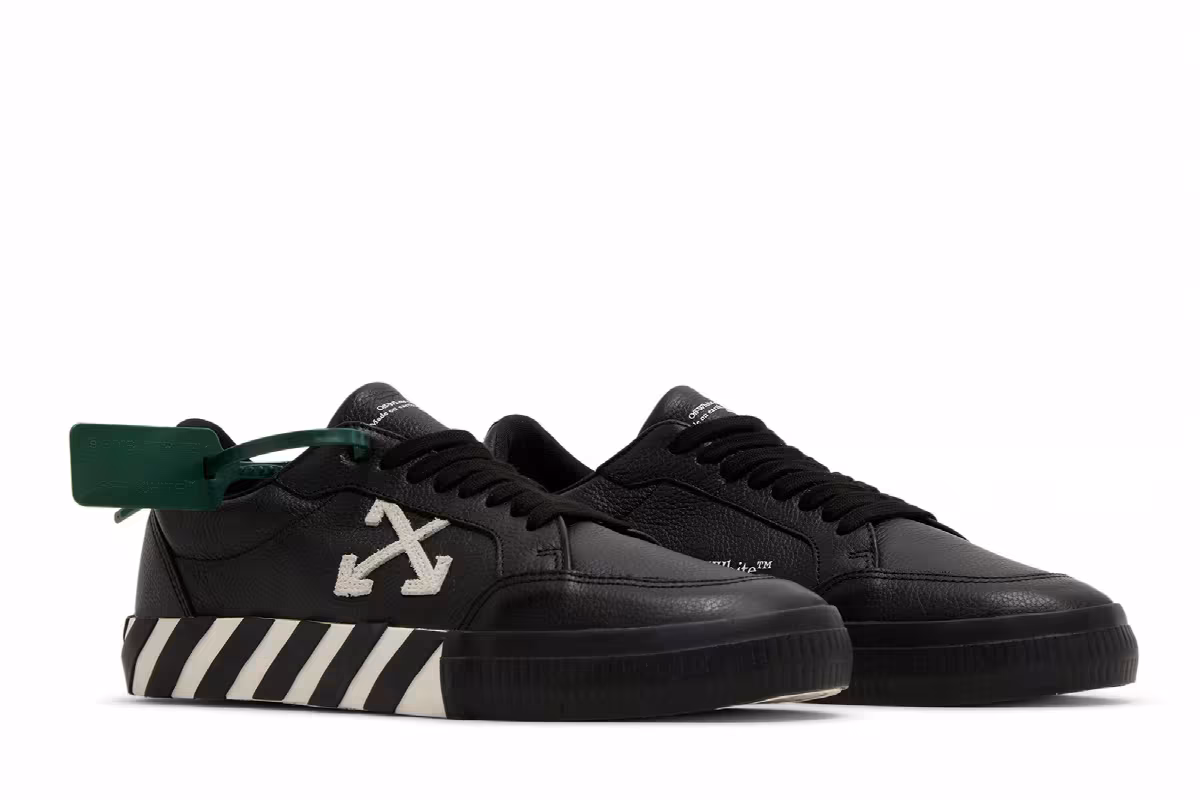 Off-White Vulc Sneaker Black White, view 9