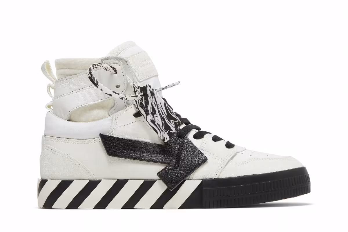 Off-White Vulc Sneaker High White Black, view 2