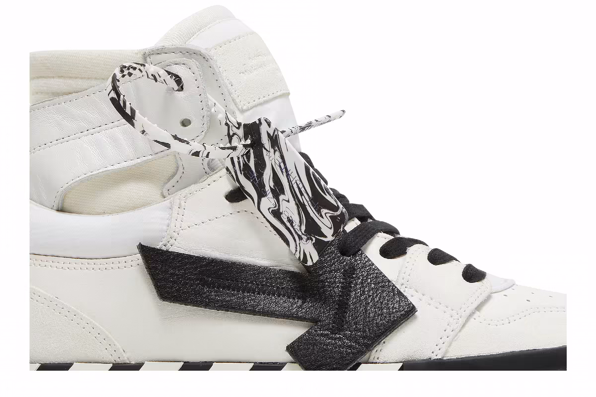 Off-White Vulc Sneaker High White Black, view 3