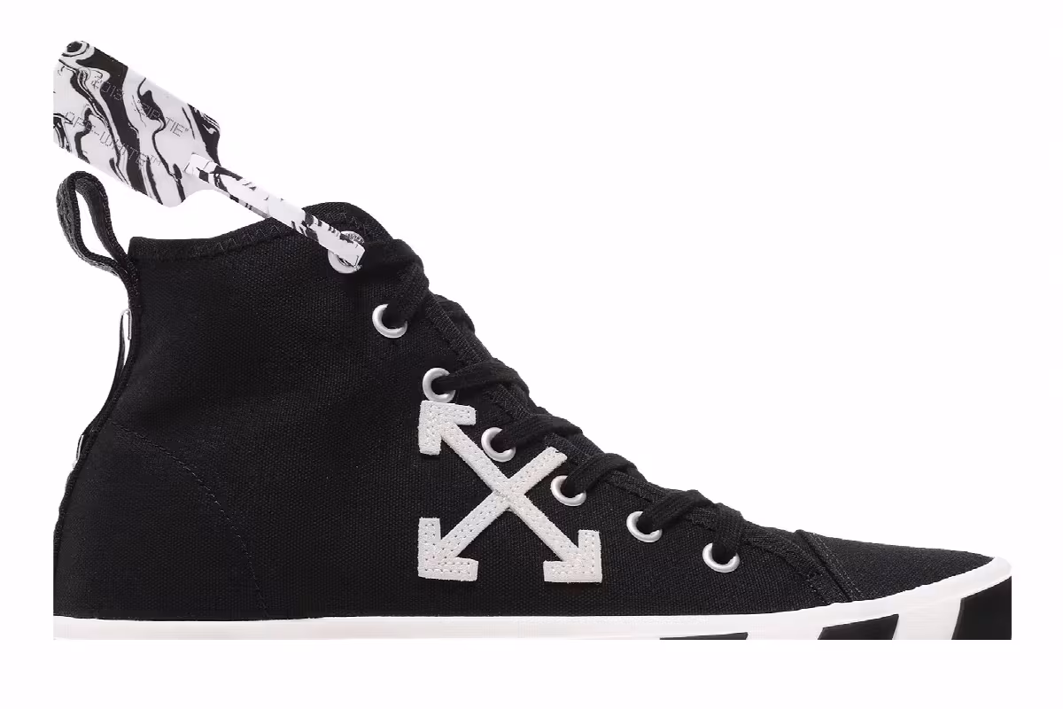 Off-White Vulc Sneaker Mid Black White, view 3