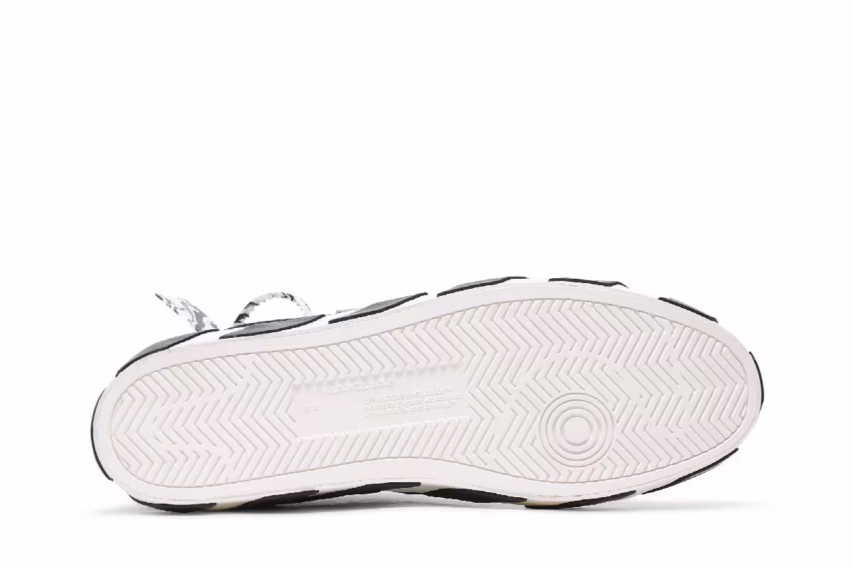 Off-White Vulc Sneaker Mid Black White, view 5