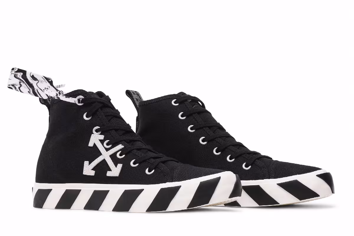 Off-White Vulc Sneaker Mid Black White, view 9