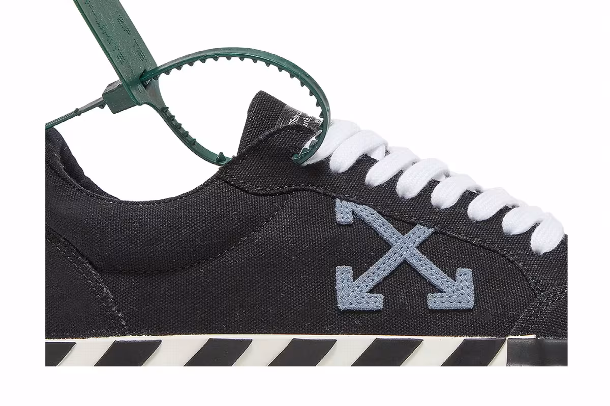 Off-White Vulc Sneaker Black Blue, view 3