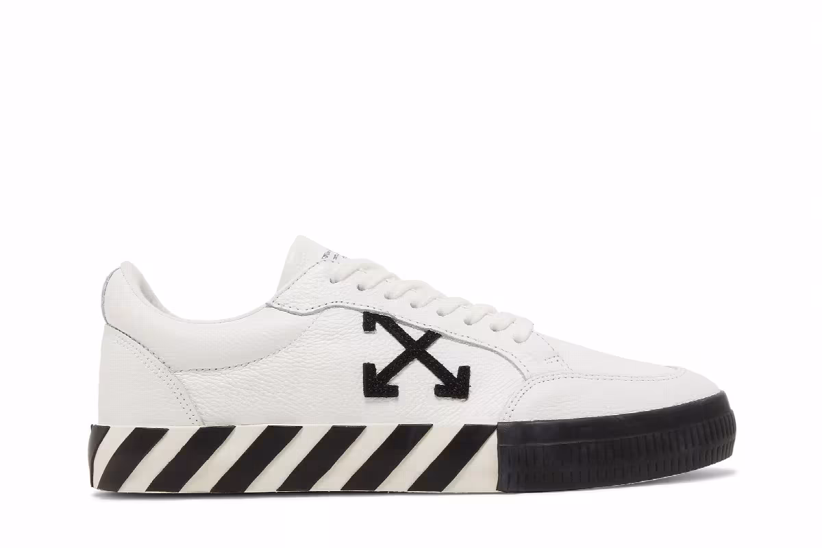Off-White Vulc Sneaker White Black, view 2