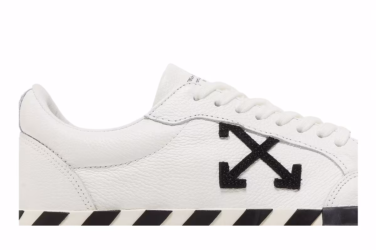 Off-White Vulc Sneaker White Black, view 3