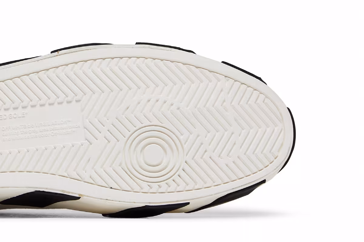 Off-White Vulc Sneaker Mid White Black, view 6