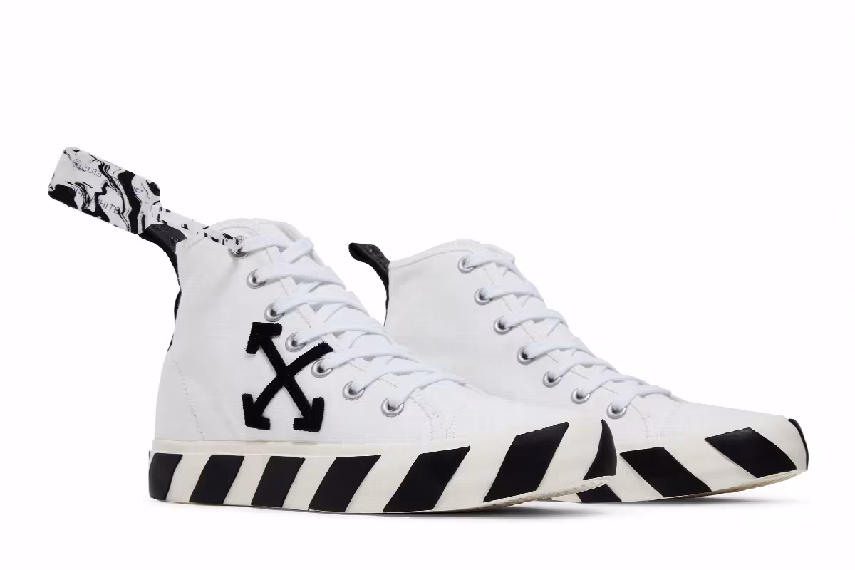 Off-White Vulc Sneaker Mid White Black, view 9