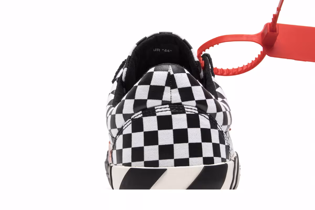 OFF-WHITE Vulc Low Top Checkered Black White, view 8