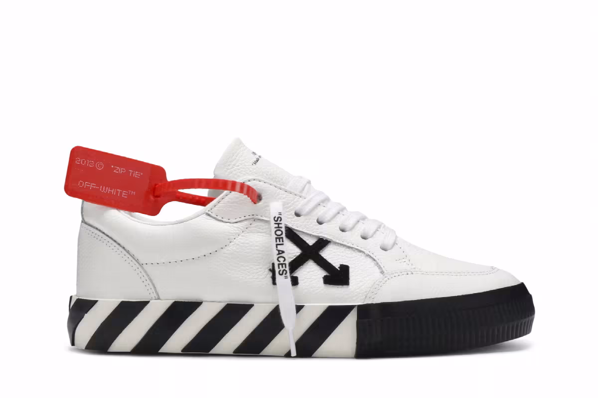 Off-White Vulc Sneaker White Black 2020, view 2