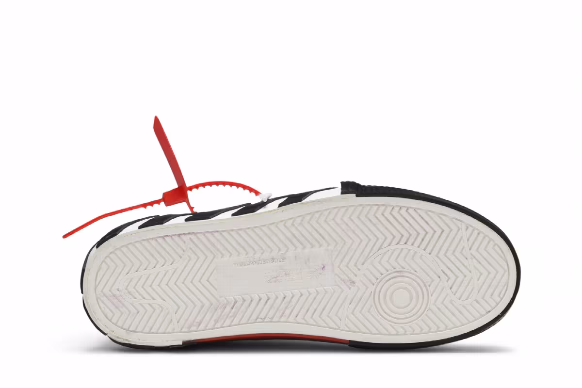 Off-White Vulc Sneaker White Black 2020, view 5
