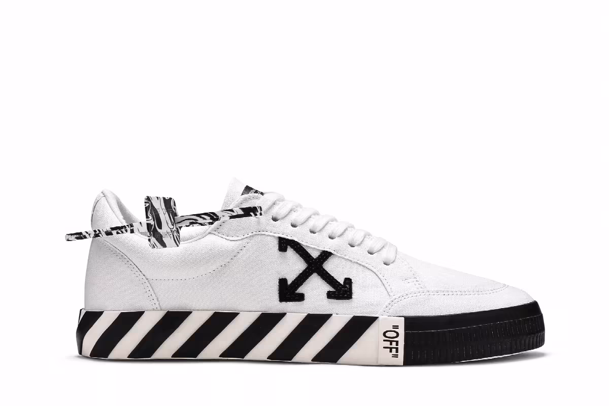 Off-White Vulc Sneaker Low White Black, view 2