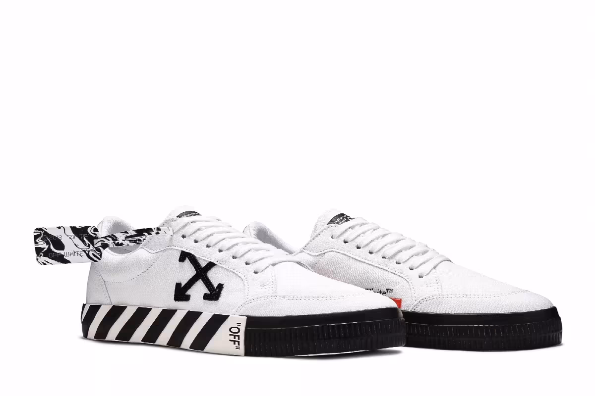 Off-White Vulc Sneaker Low White Black, view 9
