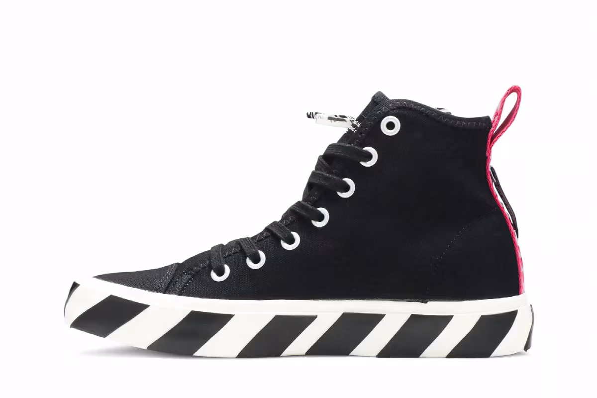 Off-White Vulc Sneaker Mid Black White, view 4