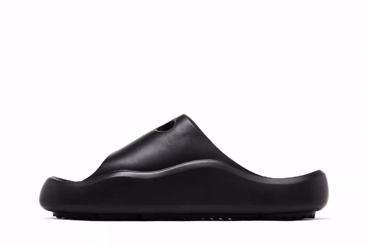 Off-White Meteor Rubber Sliders Black, view 4
