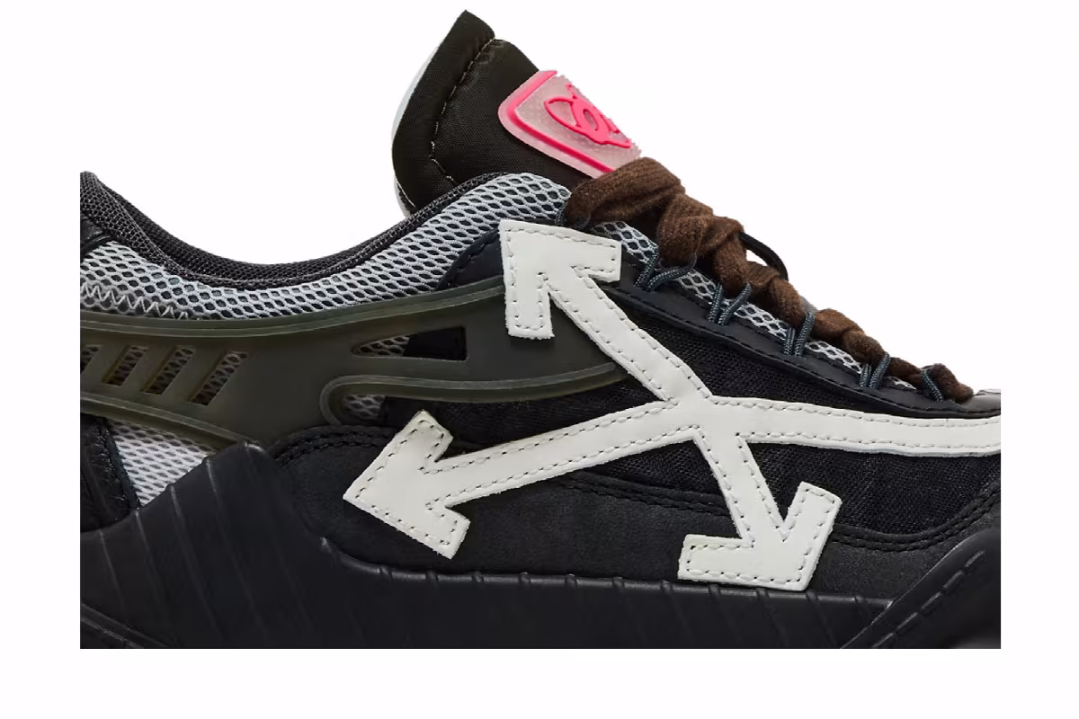 Off-White Women's ODSY-1000 Black White, view 3