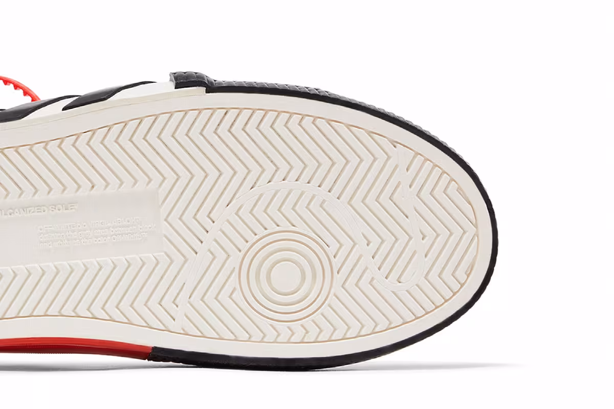 Off-White Women's Arrow Vulcanized Low White Black, view 6