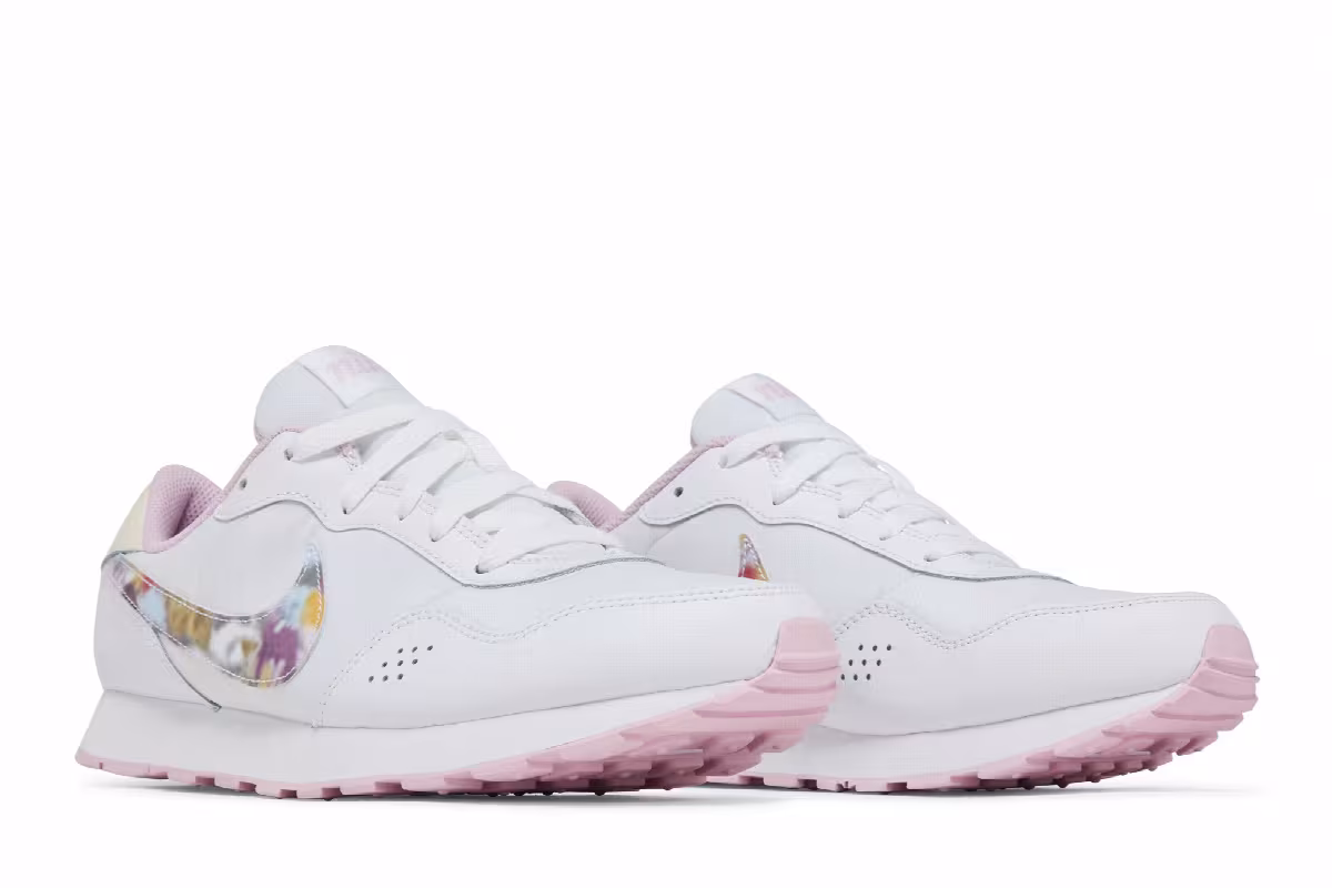 Nike MD Valiant GS Fuzzy Floral Print, view 9