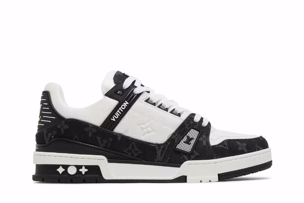 Louis Vuitton Trainer Black Monogram Denim, view 2