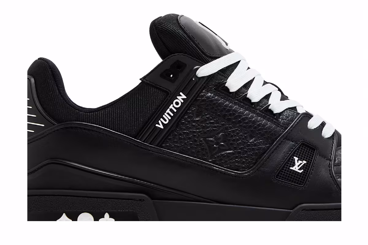 Louis Vuitton Trainer Embossed Monogram - Black, view 3