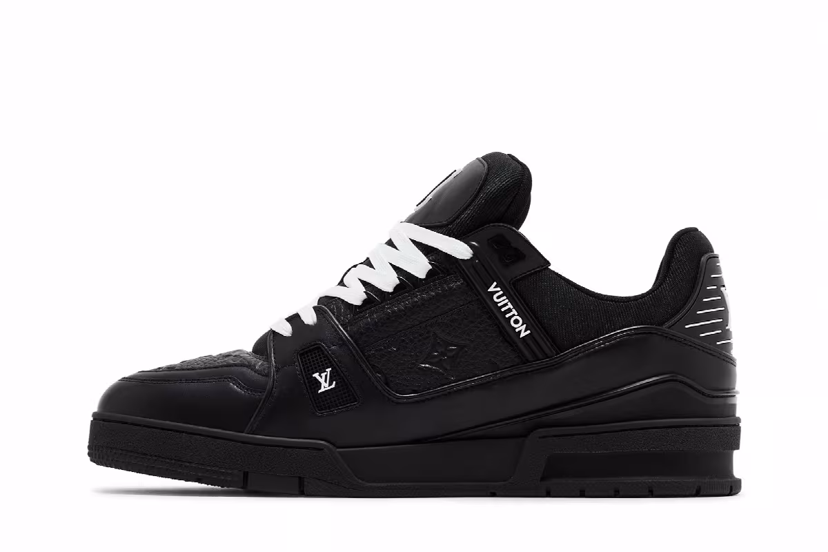 Louis Vuitton Trainer Embossed Monogram - Black, view 4
