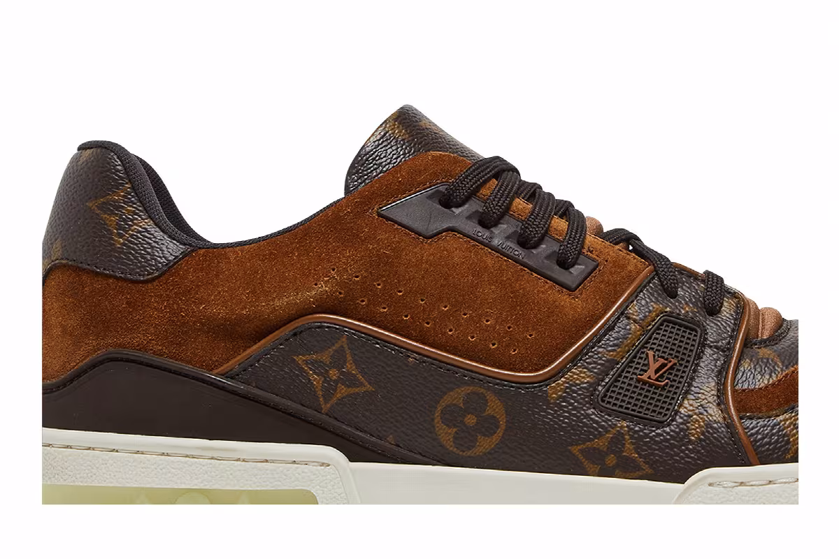 Louis Vuitton Trainer Ebene Monogram, view 3