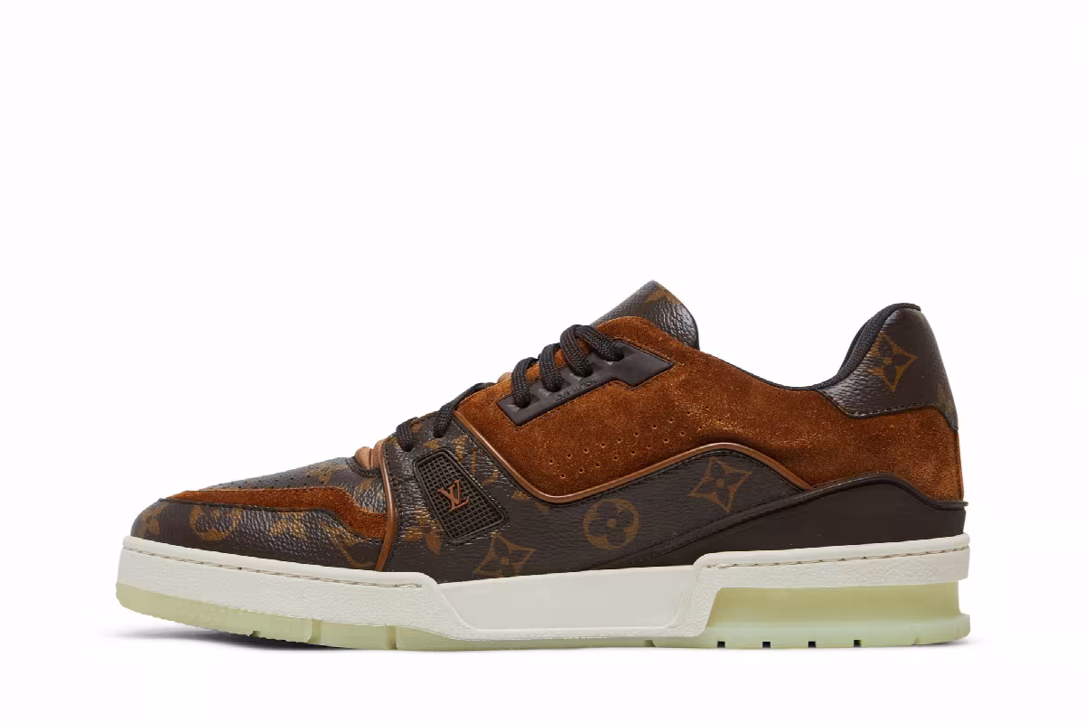 Louis Vuitton Trainer Ebene Monogram, view 4