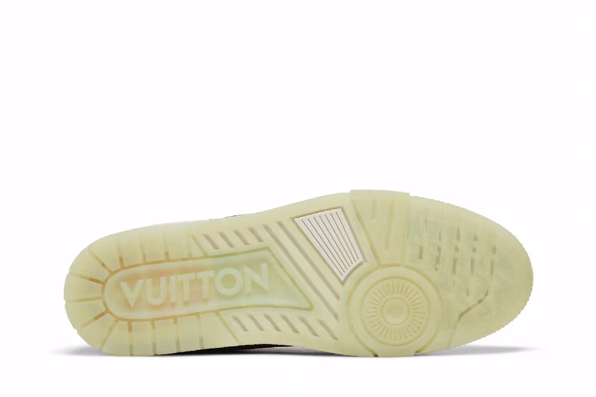 Louis Vuitton Trainer Ebene Monogram, view 5